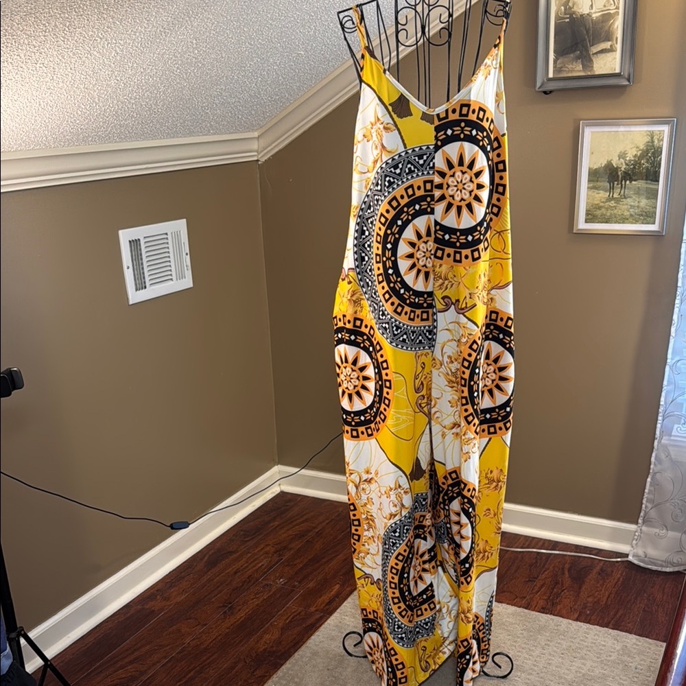 SHEIN Curve, Vibrant Yellow and Black Patterned JumpSuit